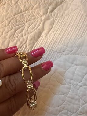 Source Unknown Gold Chain Link Bracelet with Pink Accent